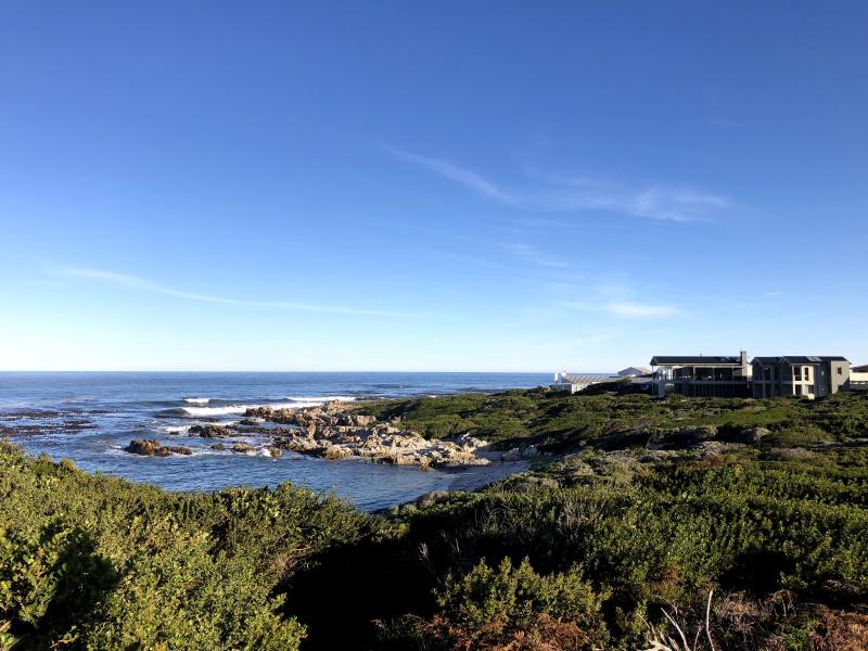 Figure 1: A scene from a short but surprisingly balmy weekend in Betty’s Bay (In Winter, a large part of Betty’s remains permanently in the shadow of the mountain.)